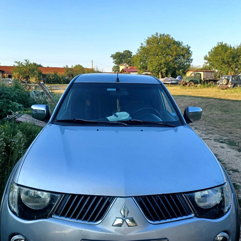 Mitsubishi L200, снимка 7 - Автомобили и джипове - 52423381