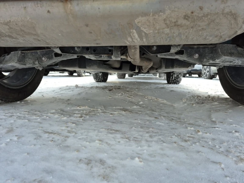 Toyota Rav4 * XLE * CARFAX * БЕЗ ПЪРВОНАЧАЛНА ВНОСКА, снимка 11 - Автомобили и джипове - 53257340