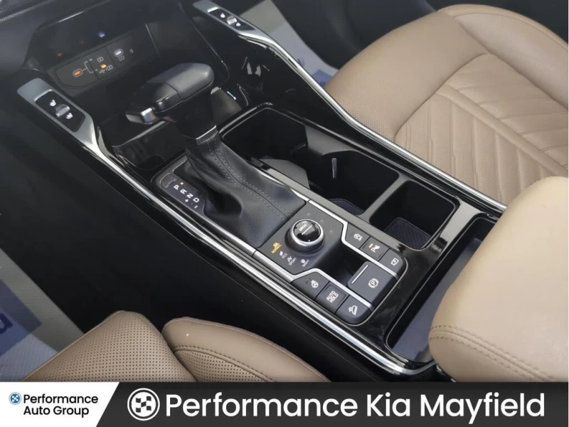 Kia Sorento * АВТО КРЕДИТ* ЦЕНА ДО БГ * СЕРВИЗНА ИСТОРИЯ * , снимка 10 - Автомобили и джипове - 53499442