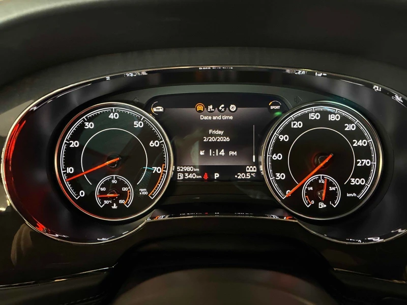 Bentley Bentayga V8 С РЕГИСТРАЦИЯ & АВТО КРЕДИТ , снимка 9 - Автомобили и джипове - 53594686