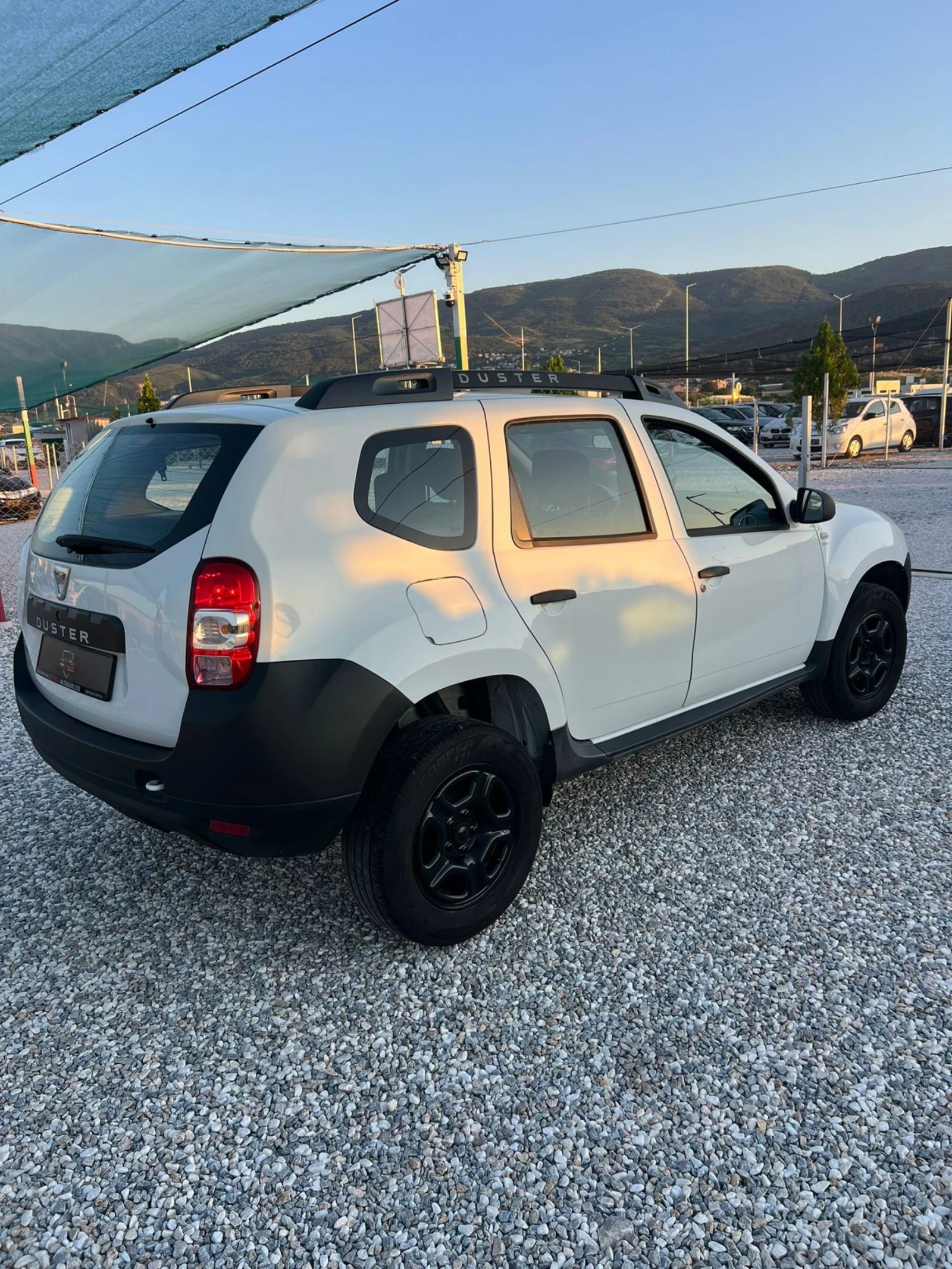 Dacia Duster 1.5 Dci 90 k.c - изображение 7
