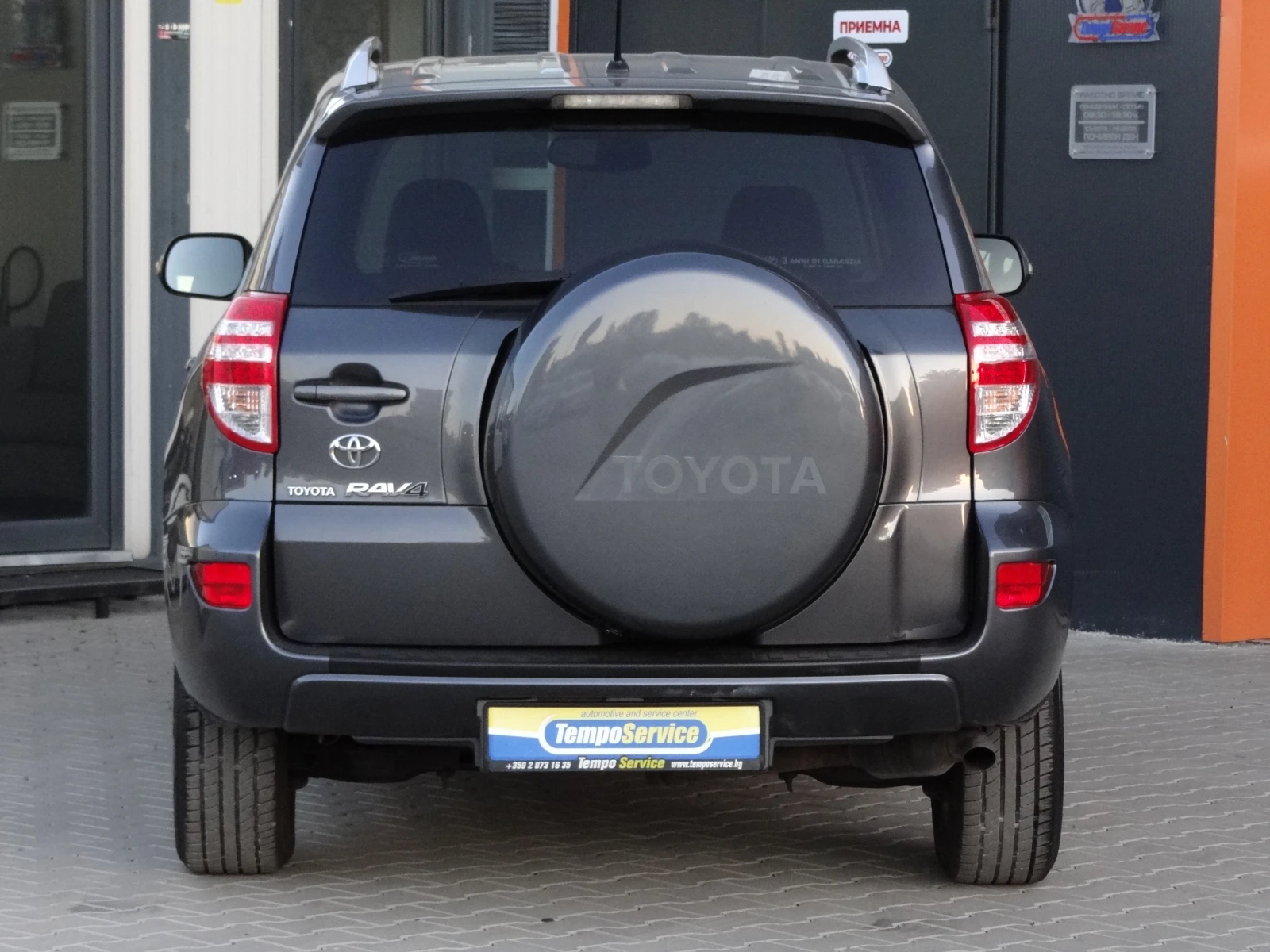Toyota Rav4 2, 0i-158k.c./4 X 4/6-скорости/Климатроник/Euro-4/ - изображение 4