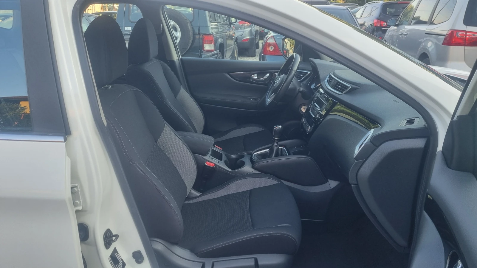 Nissan Qashqai 1.6DCİ 131k.s. - изображение 7
