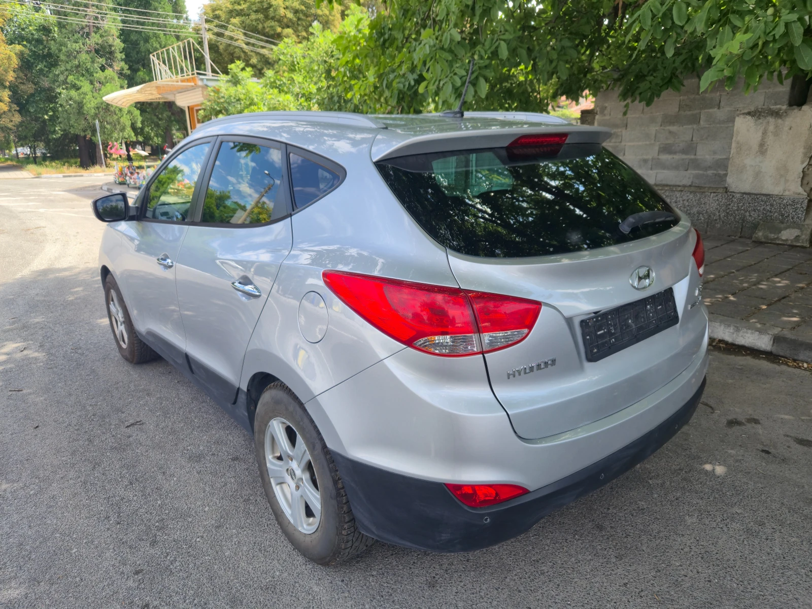 Hyundai IX35 2.0CRDi* 184к.с* 4х4* Всички екстри - изображение 3