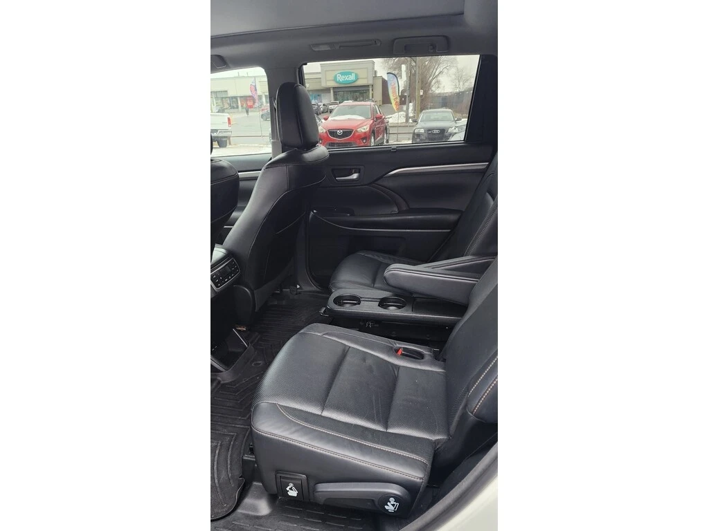 Toyota Highlander * LIMITED AWD V6 3.5L, NO ACCIDENTS * ФИНАНСИРАНЕ - изображение 7