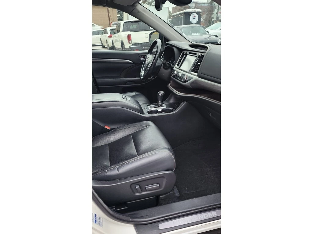 Toyota Highlander * LIMITED AWD V6 3.5L, NO ACCIDENTS * ФИНАНСИРАНЕ - изображение 9