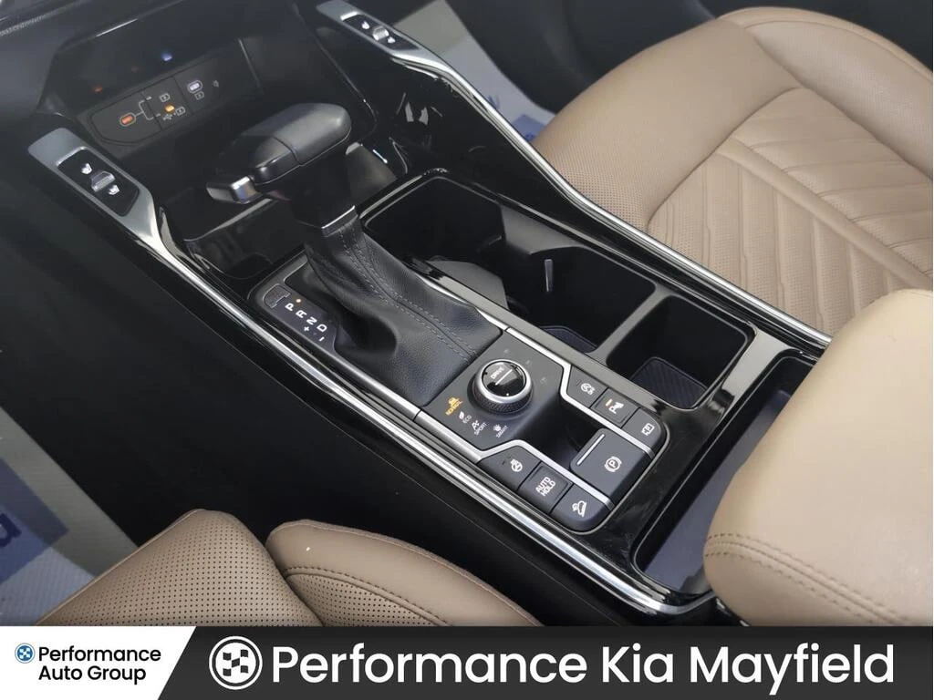 Kia Sorento * АВТО КРЕДИТ* ЦЕНА ДО БГ * СЕРВИЗНА ИСТОРИЯ *  - изображение 10