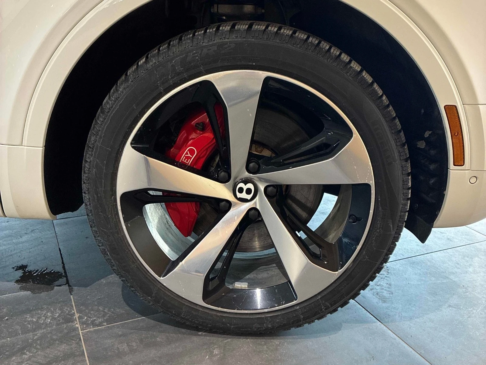 Bentley Bentayga V8 � ����������� & ���� ������  | Mobile.bg � ����������� 12