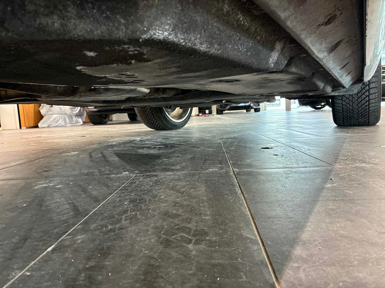 Bentley Bentayga V8 � ����������� & ���� ������  | Mobile.bg � ����������� 15