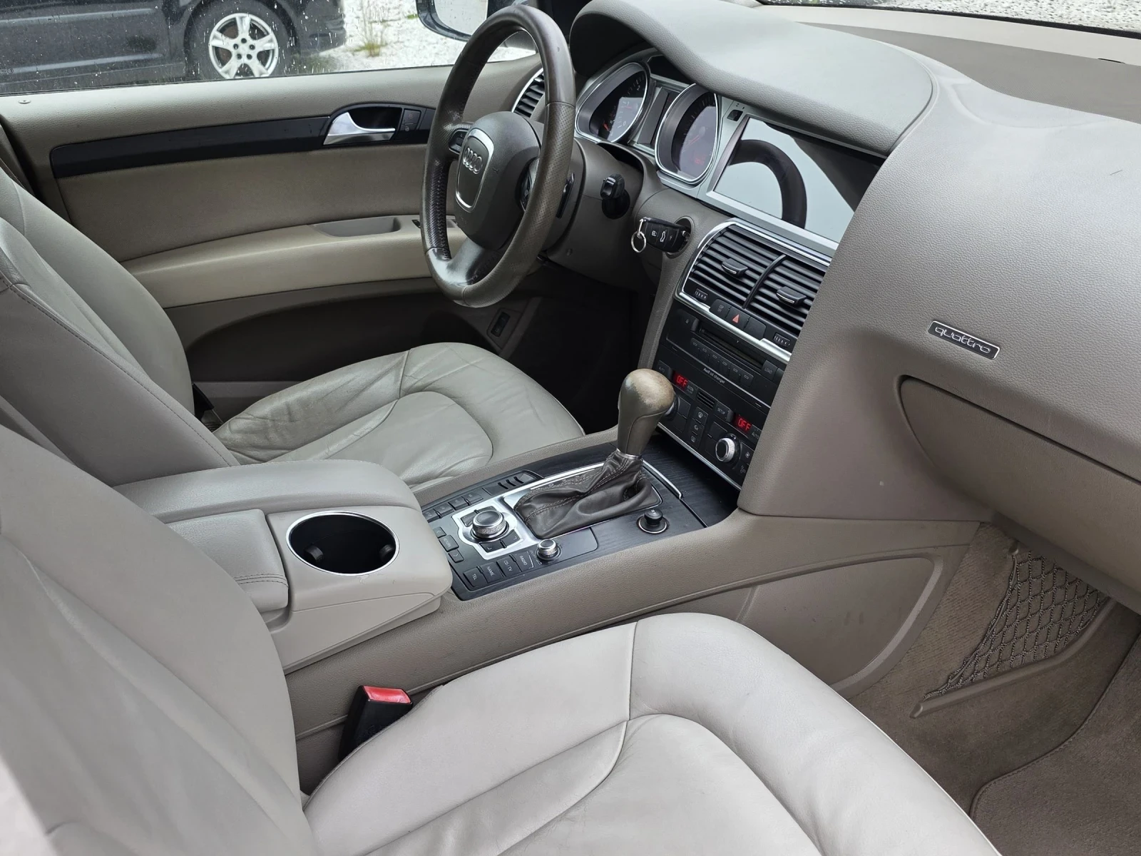 Audi Q7 3.0 TDI quattro, снимка 13 - Автомобили и джипове - 53654194