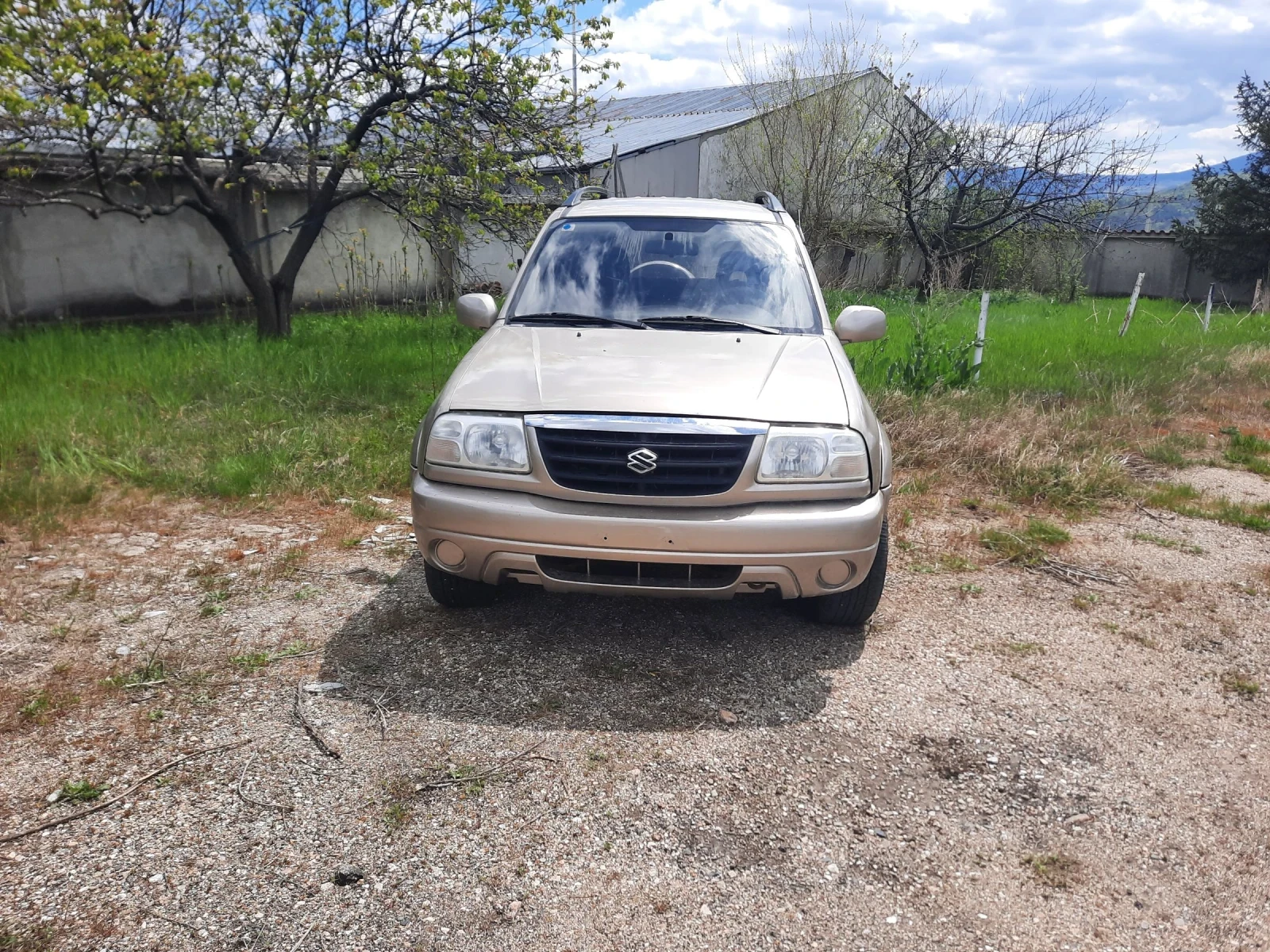 Suzuki Grand vitara 2.0 бензин.газ, снимка 6 - Автомобили и джипове - 54301913