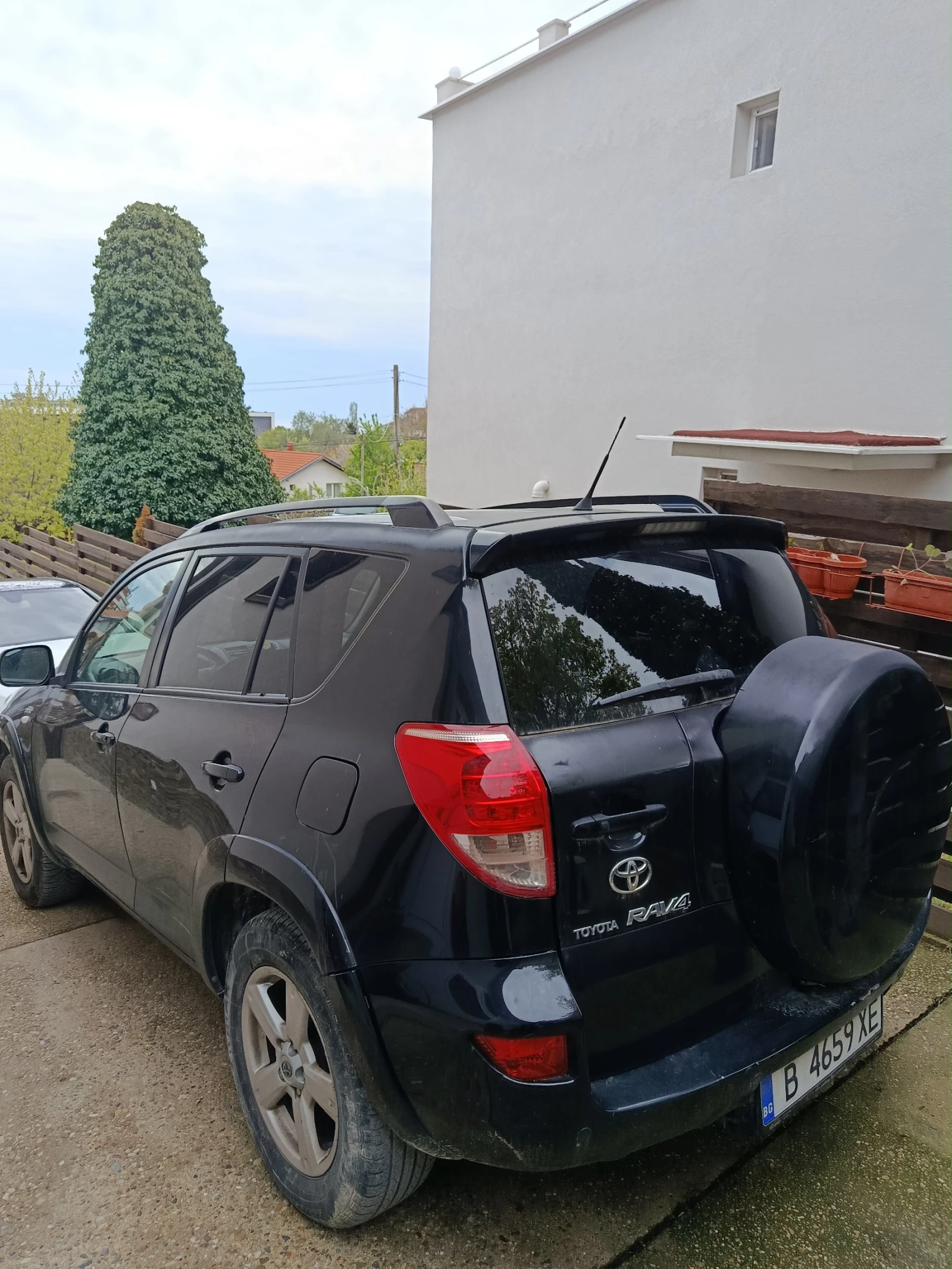Toyota Rav4, снимка 2 - Автомобили и джипове - 54376339