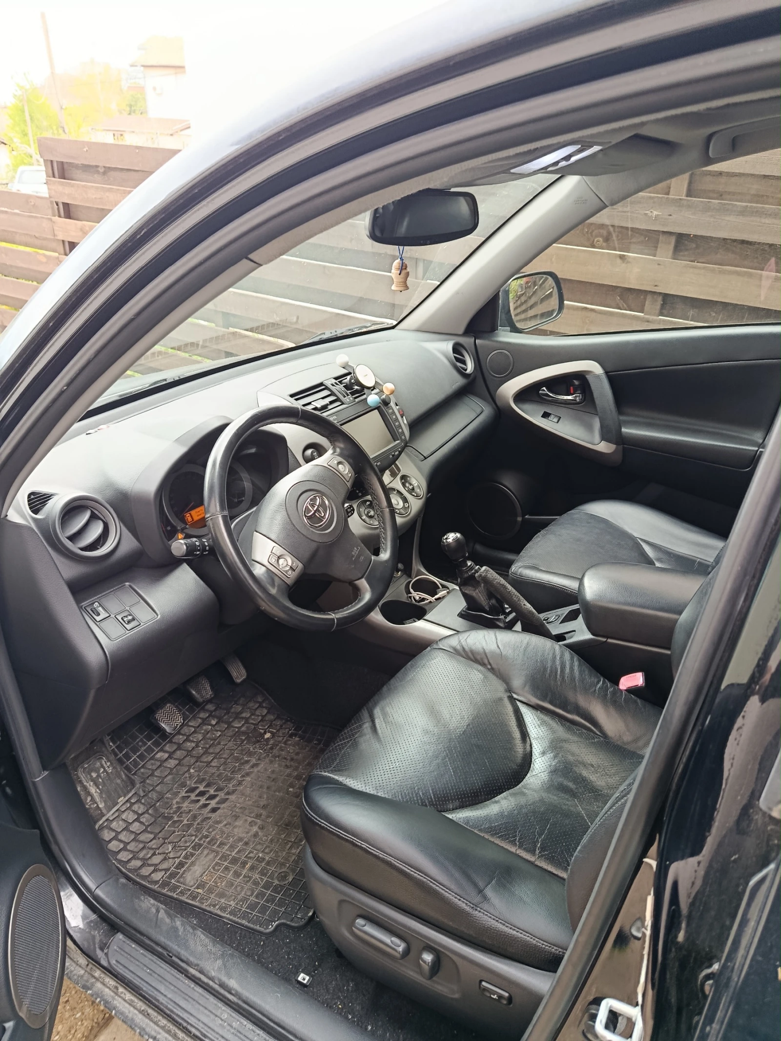 Toyota Rav4, снимка 6 - Автомобили и джипове - 54376339