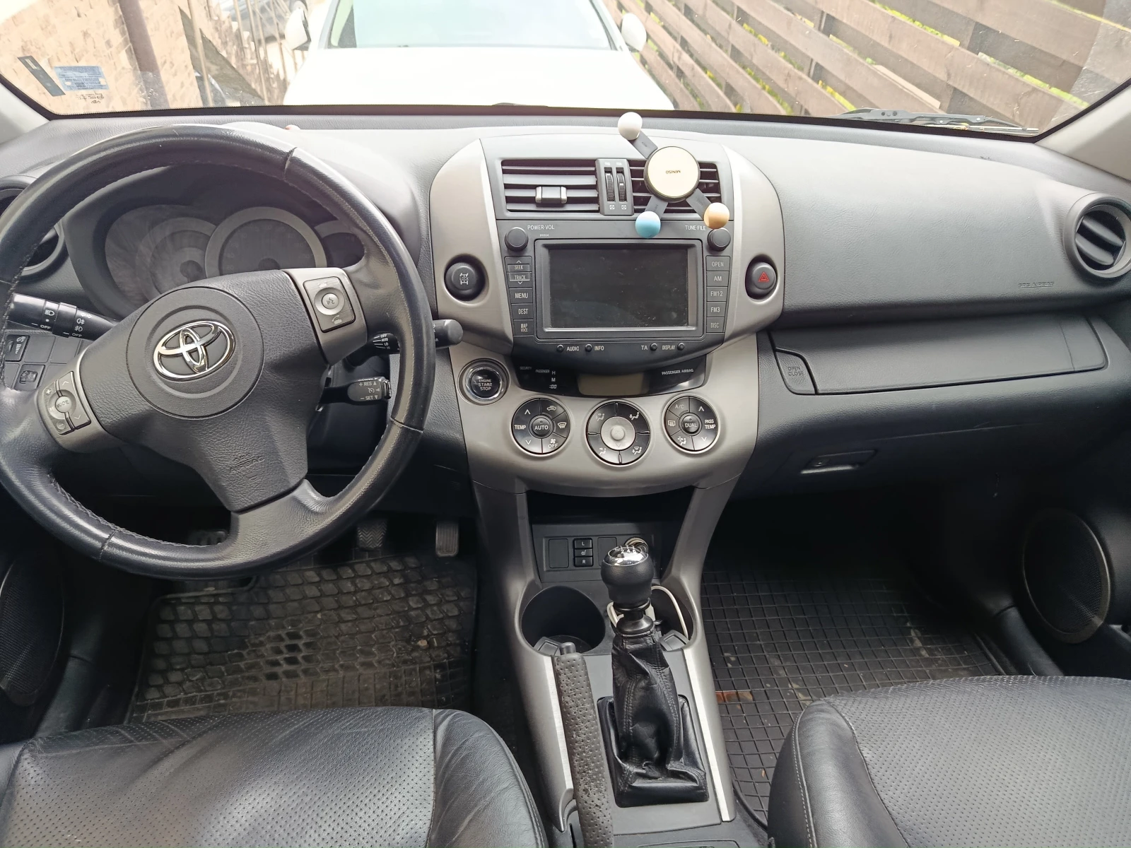 Toyota Rav4, снимка 8 - Автомобили и джипове - 54376339