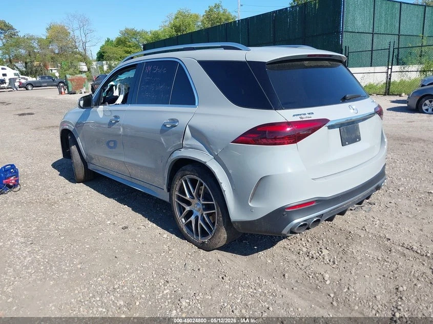 Mercedes-Benz GLE 53 4MATIC + Автокредит Цена до България, снимка 4 - Автомобили и джипове - 55145514