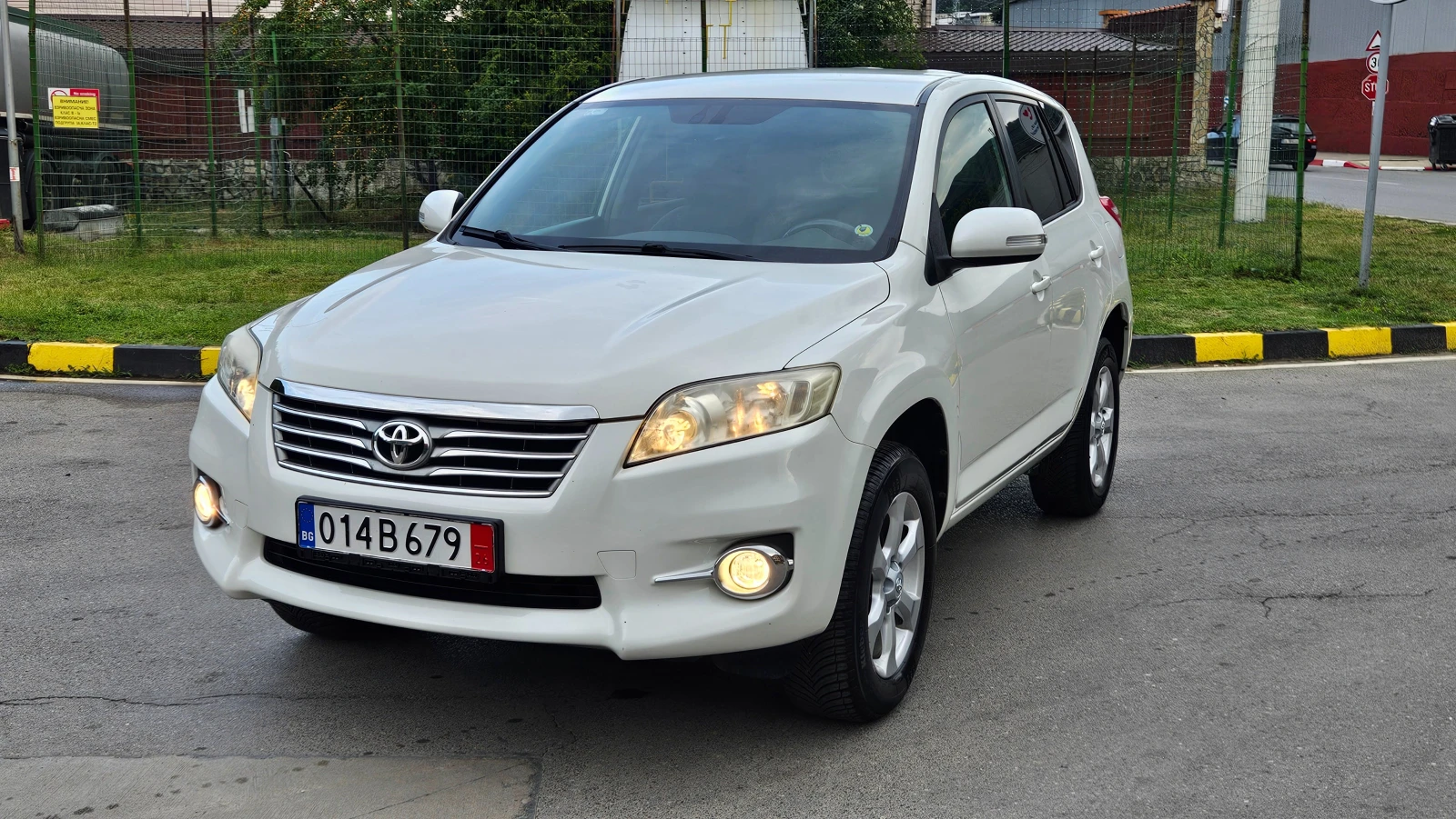 Toyota Rav4 2.2 D4d Klimatronik/4x4/6skorosti/Facelift
