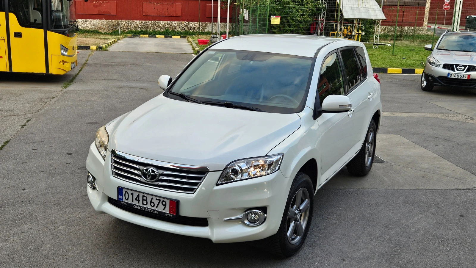 Toyota Rav4 2.2 D4d Navig/Klimatronik/4x4/6skorosti/Facelift
