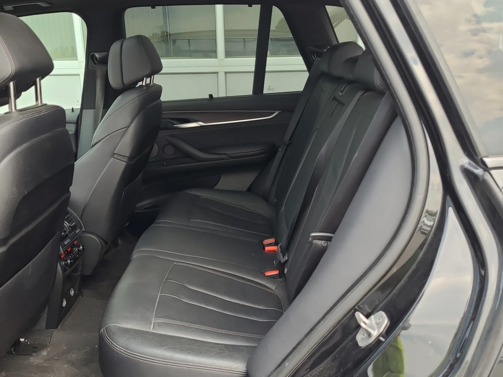 BMW X5 * XDRIVE35I * M SPORT * ДИГИТАЛНО ТАБЛО * CARFAX *, снимка 12 - Автомобили и джипове - 55867773