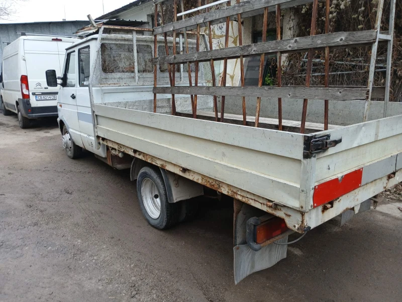 Iveco Daily дизел, снимка 5 - Бусове и автобуси - 52876825