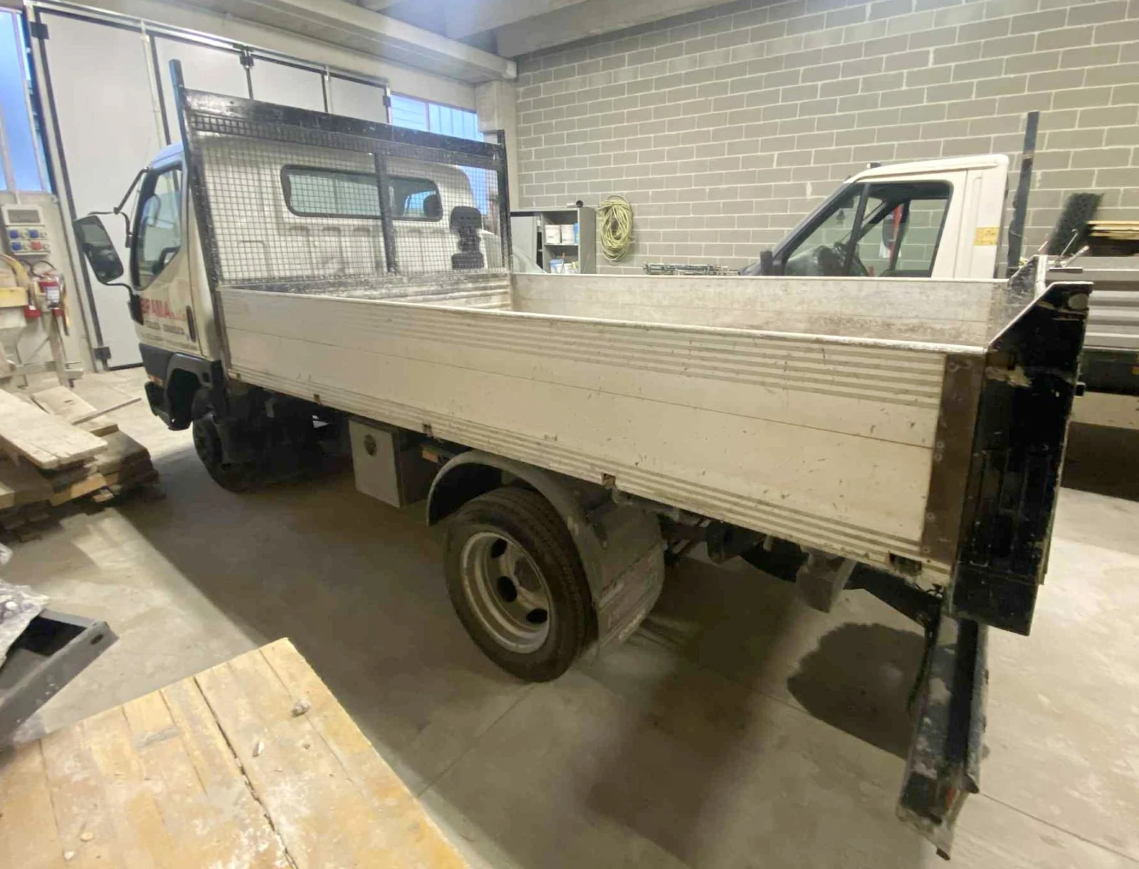 Mitsubishi Tdi FB 631  ТРИСТРАНЕН САМОСВАЛ  - изображение 5