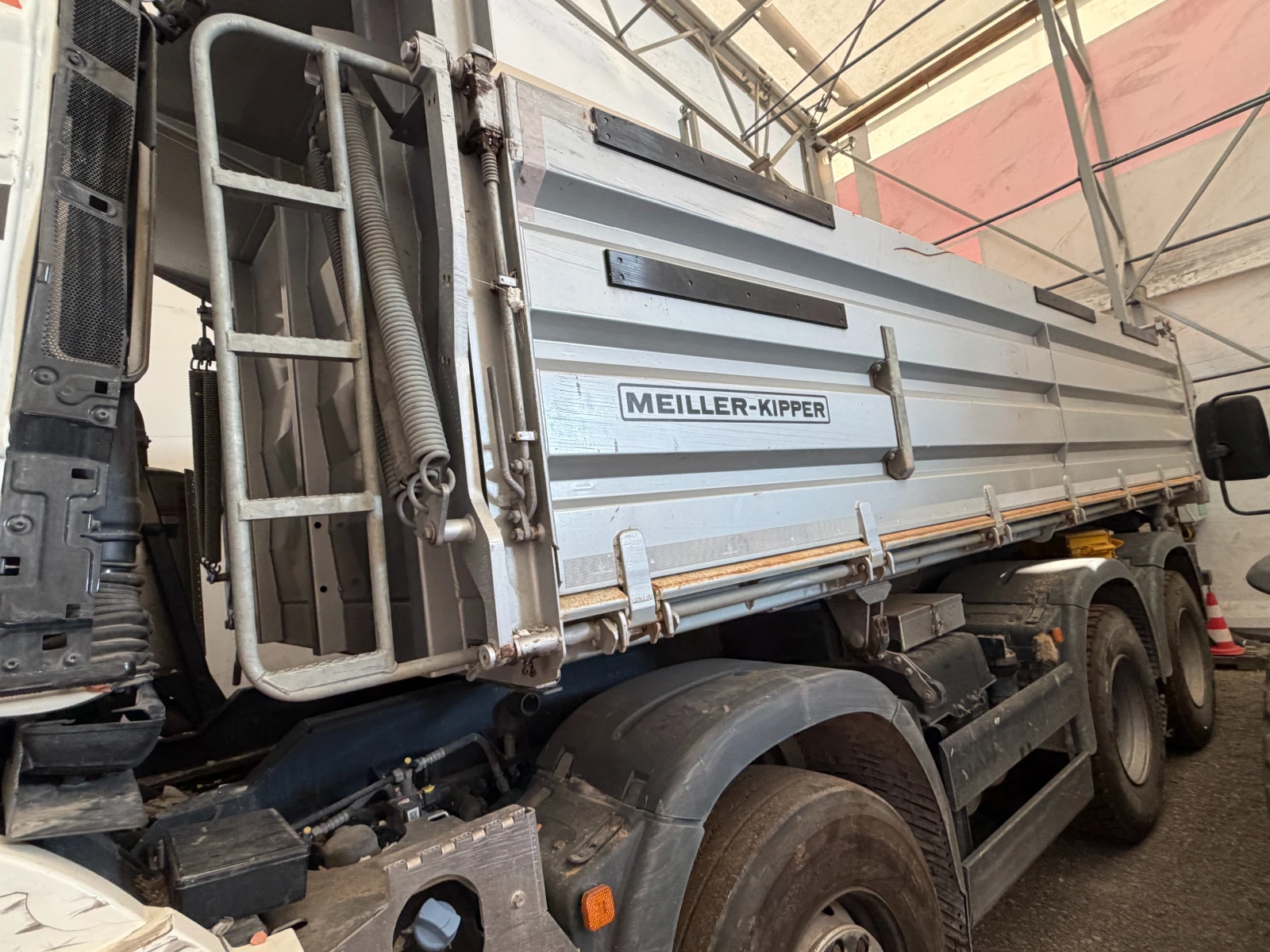 Man Tgs 41.520-УДАРЕН, Внос, снимка 5 - Камиони - 56341011