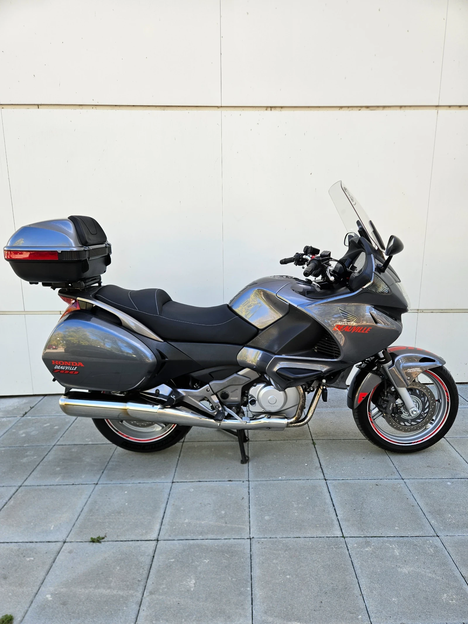 Honda Deauville NT 700 ABS - изображение 2