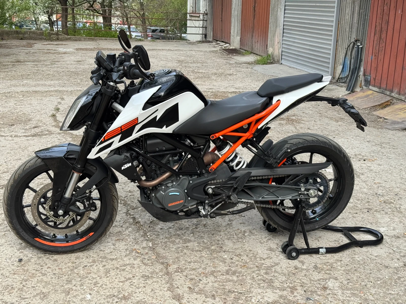Ktm Duke 125 cc, снимка 4 - Мотоциклети и мототехника - 54234749