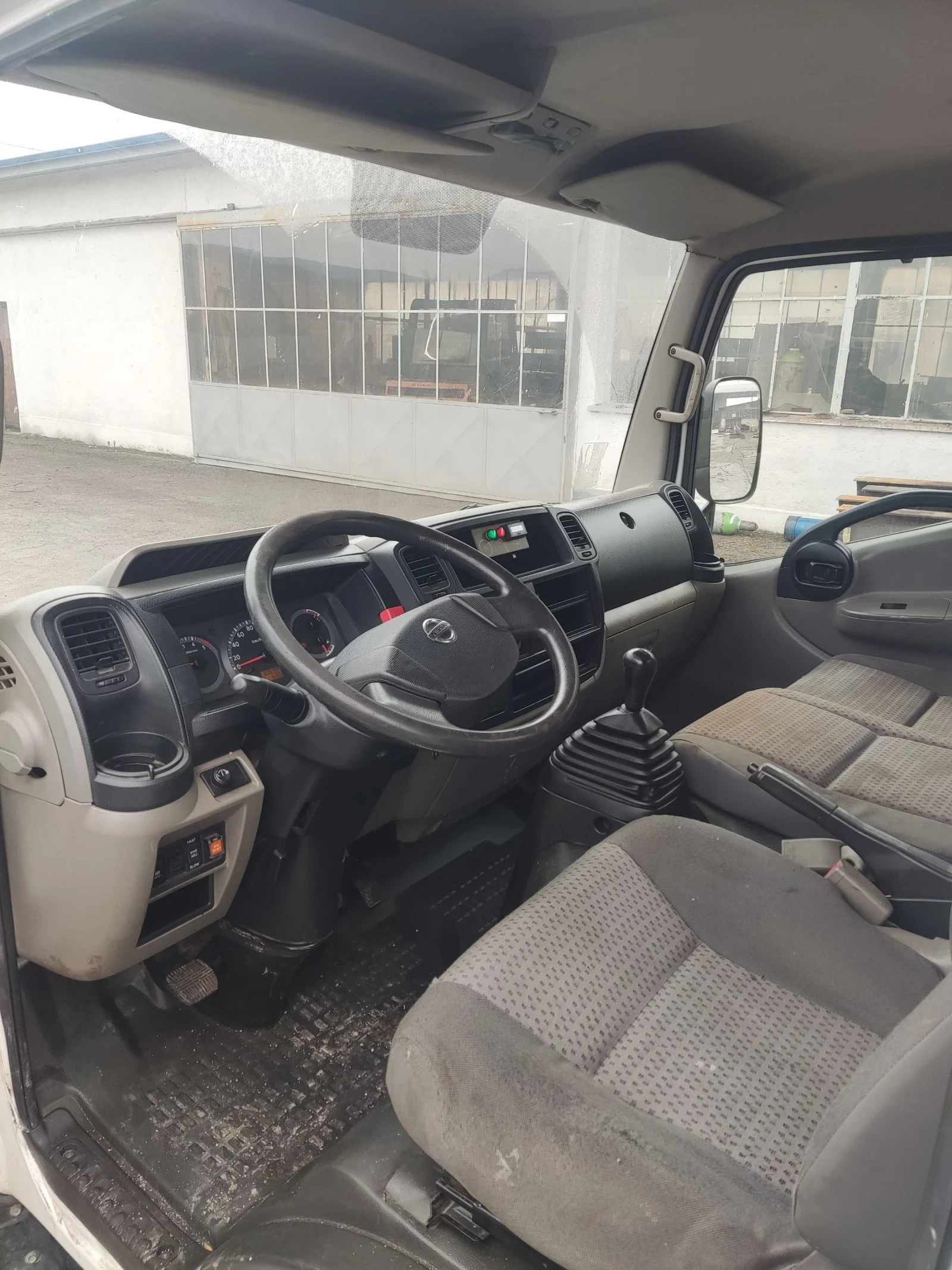 ��������� Nisan cabstar 22.50 m | Mobile.bg � ����������� 17