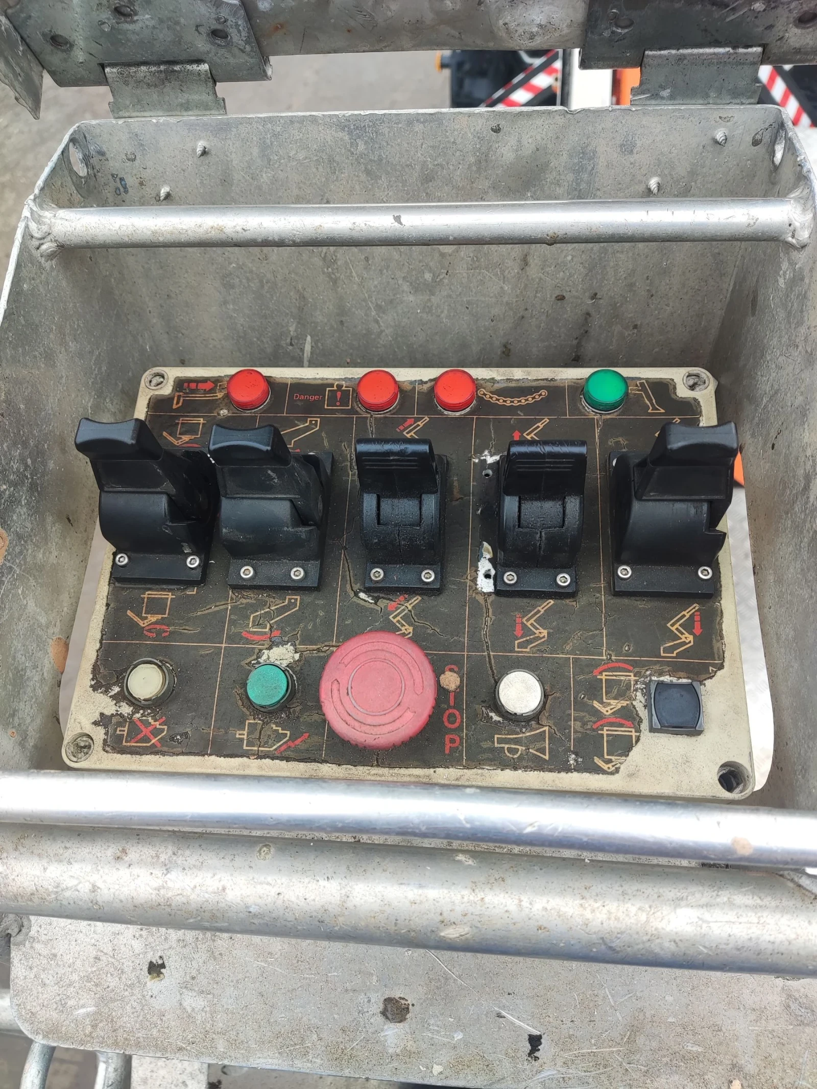 ��������� Nisan cabstar 22.50 m | Mobile.bg � ����������� 12