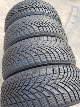 Гуми Зимни 215/50R18, снимка 5
