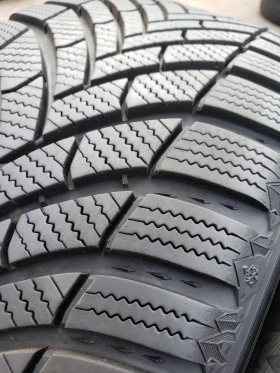 Гуми Зимни 215/50R18, снимка 6