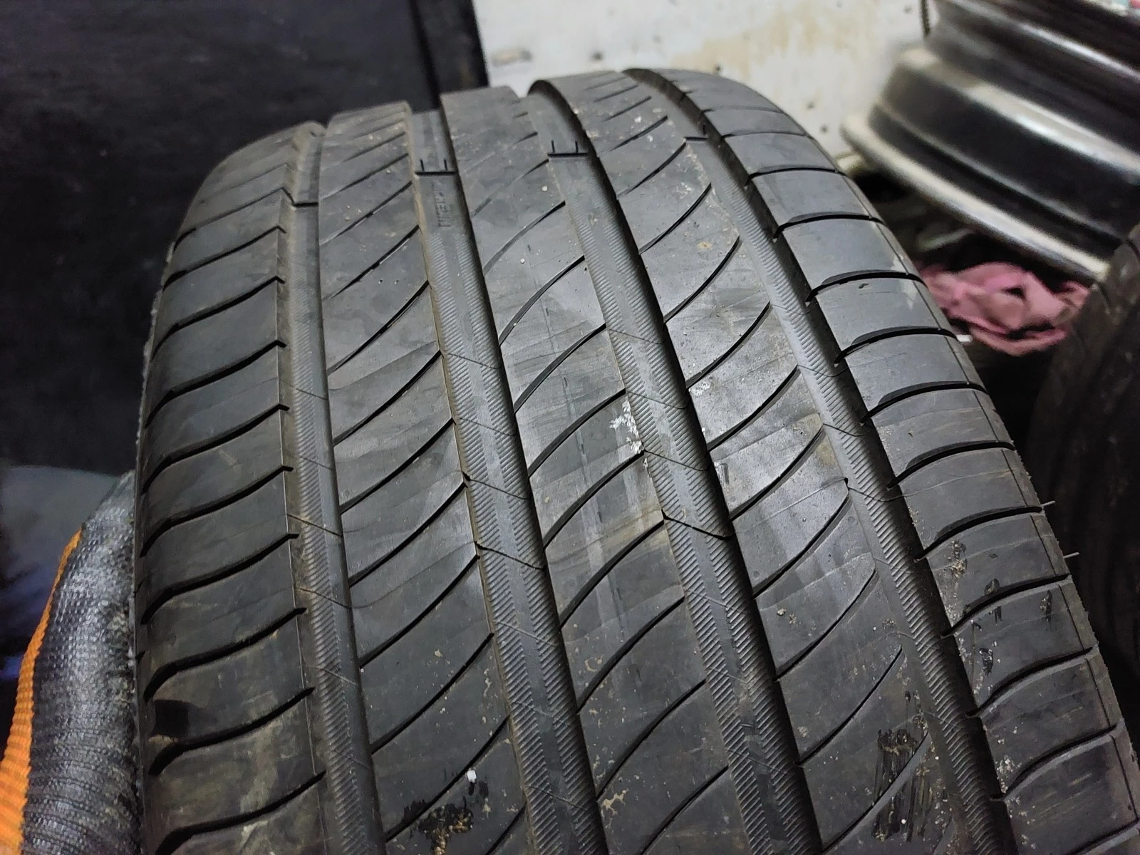 ���� 255/40R19 | Mobile.bg � ����������� 1