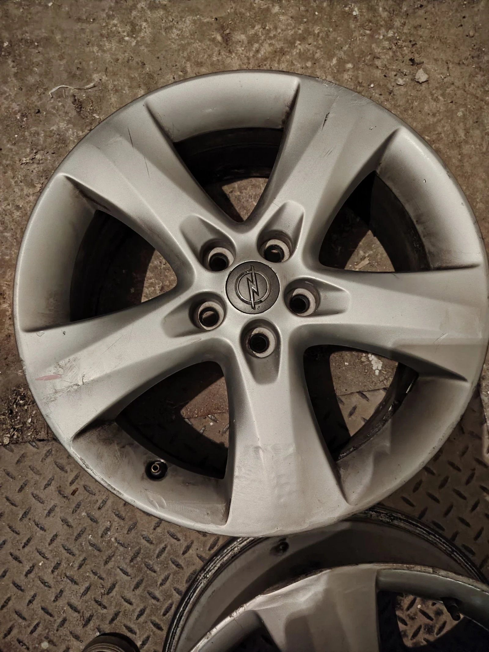 ������ �� Opel | Mobile.bg � ����������� 3