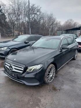 Mercedes-Benz E 220 d W213 SPORT Комби, снимка 2