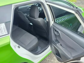 Toyota Auris, снимка 10