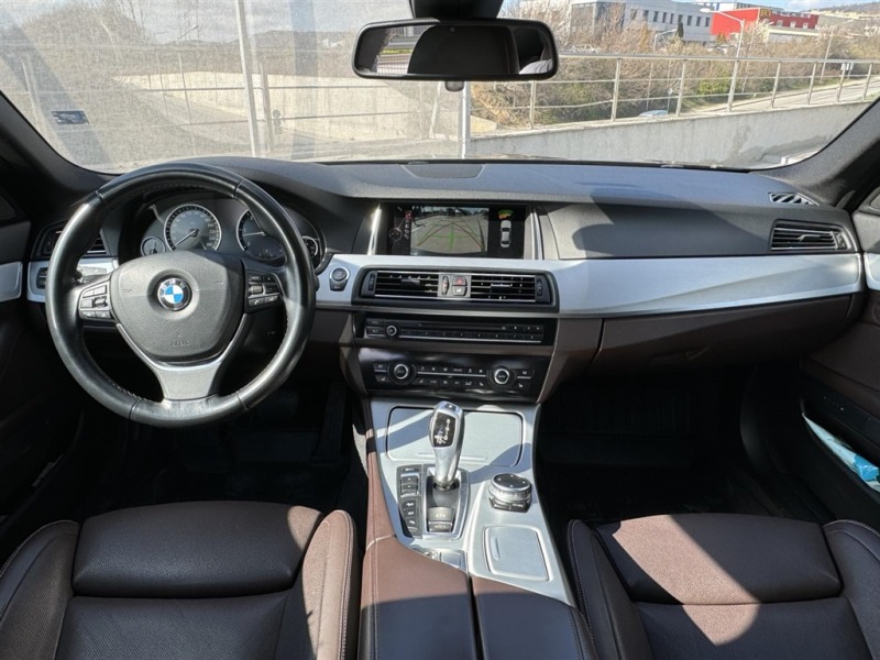 BMW 530 xDrive Sedan, снимка 12 - Автомобили и джипове - 45655693