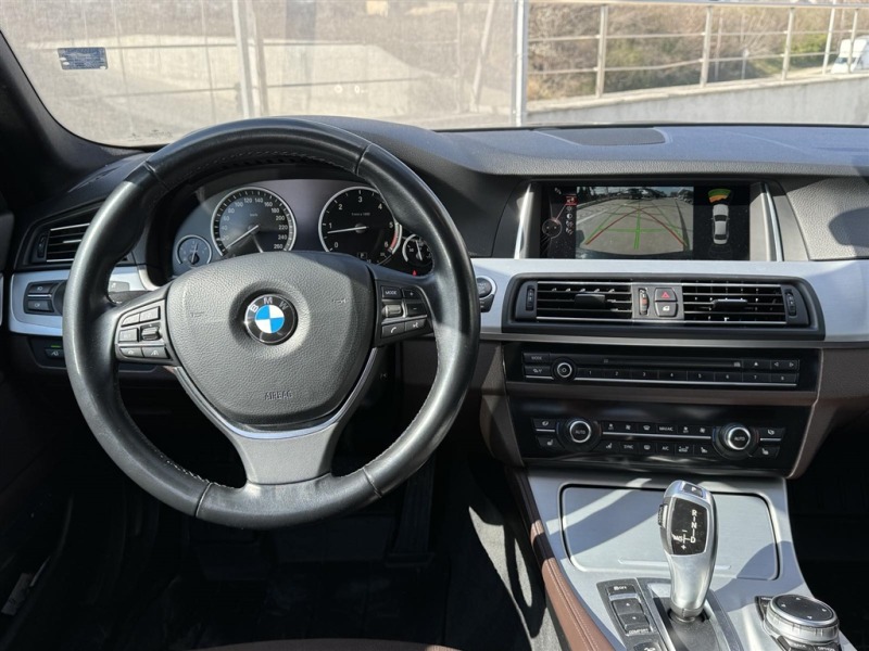 BMW 530 xDrive Sedan, снимка 11 - Автомобили и джипове - 45655693