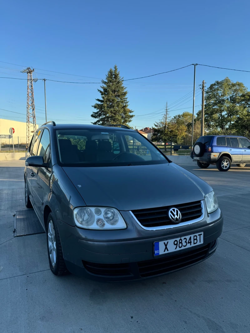 VW Touran, снимка 1 - Автомобили и джипове - 47439262