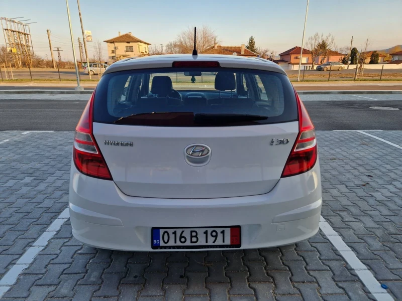 Hyundai I30, снимка 6 - Автомобили и джипове - 48342642