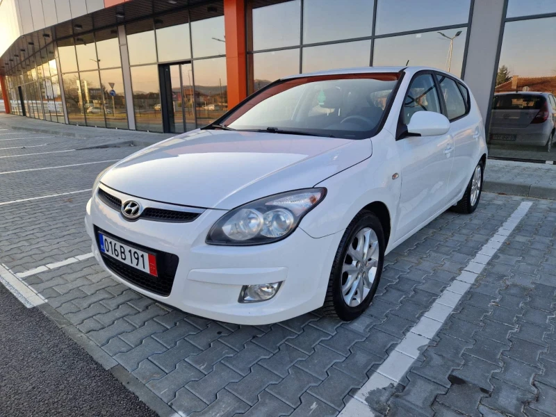 Hyundai I30, снимка 1 - Автомобили и джипове - 48342642