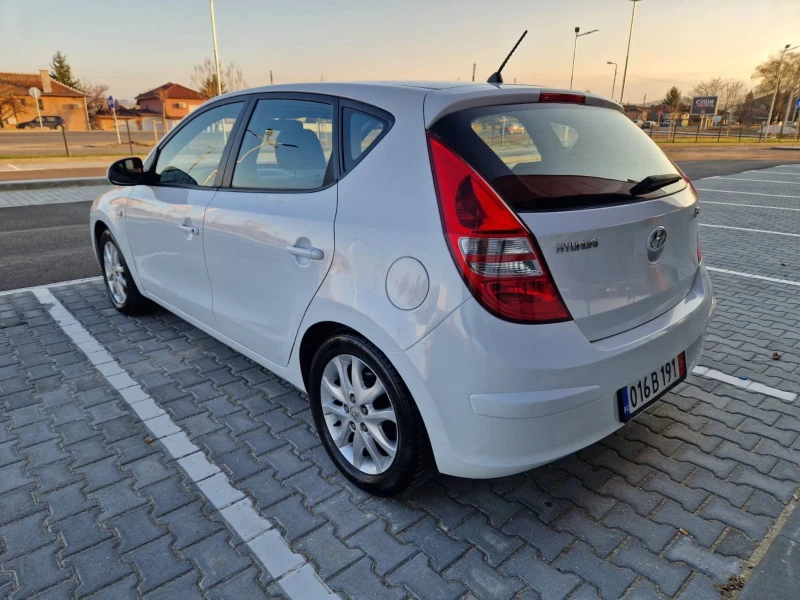 Hyundai I30, снимка 4 - Автомобили и джипове - 48342642