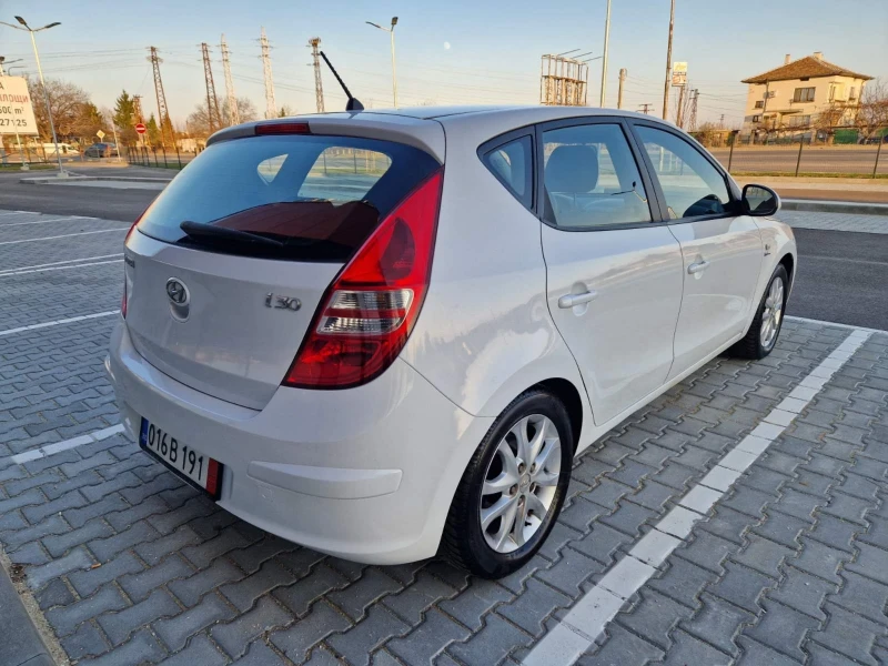 Hyundai I30, снимка 5 - Автомобили и джипове - 48342642