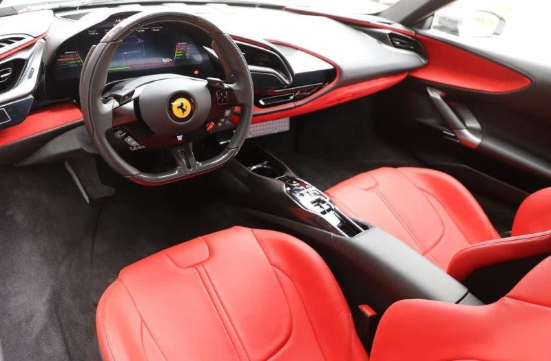 Ferrari SF 90 Stradale 4.0 V8 Plug-in Hybrid, снимка 7 - Автомобили и джипове - 48430964