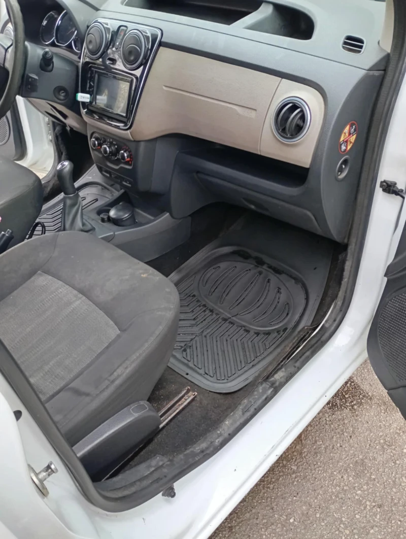 Dacia Dokker, снимка 4 - Автомобили и джипове - 51538968