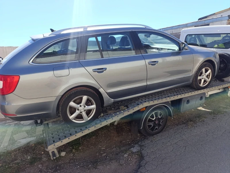 Skoda Superb 1.8  tsi dsg kombi, снимка 3 - Автомобили и джипове - 52636727