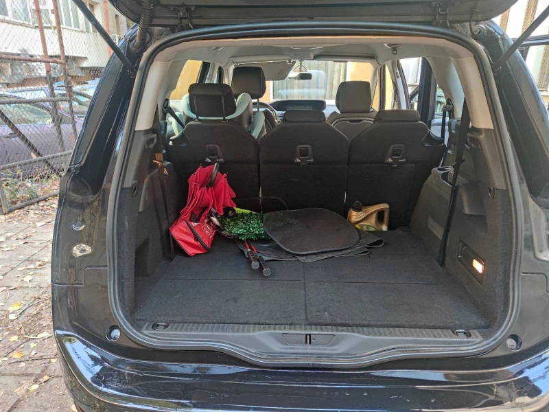 Citroen C4 Picasso, снимка 3 - Автомобили и джипове - 52682131