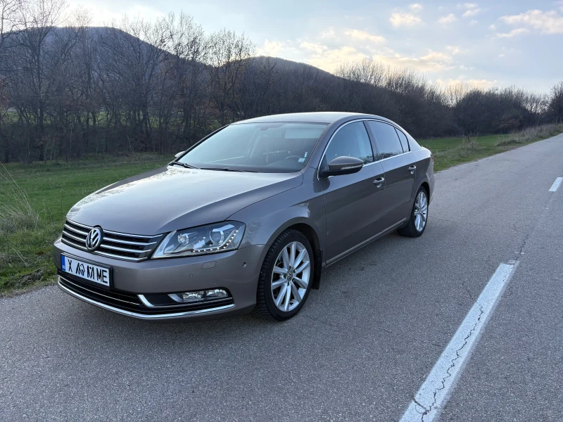 VW Passat 2.0TDI DSG Highline, снимка 2 - Автомобили и джипове - 52774608