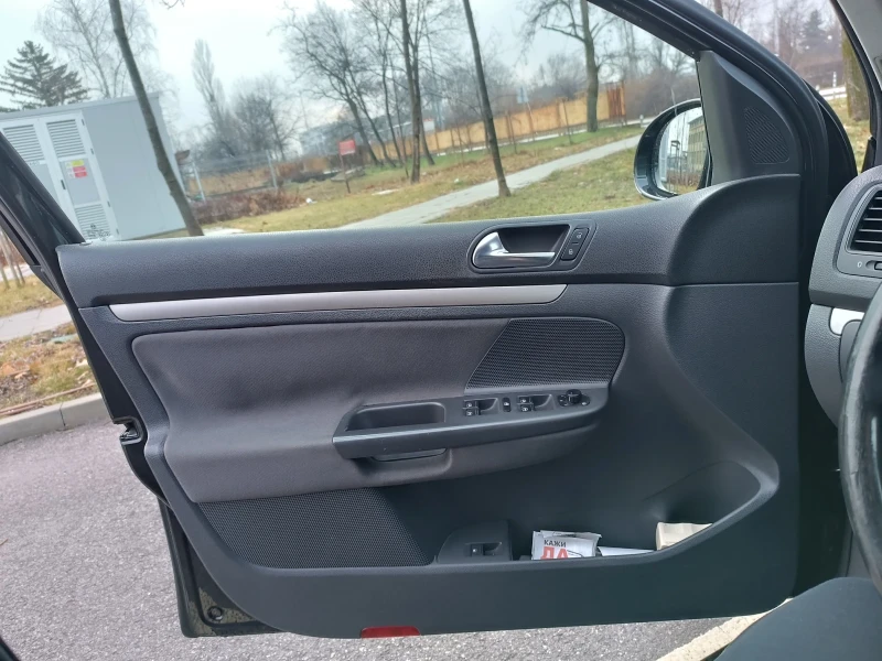 VW Golf, снимка 7 - Автомобили и джипове - 53294022