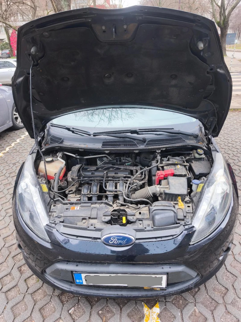 Ford Fiesta, снимка 8 - Автомобили и джипове - 53390275
