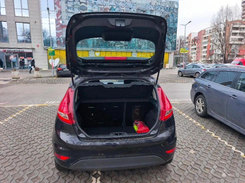 Ford Fiesta, снимка 6 - Автомобили и джипове - 53390275